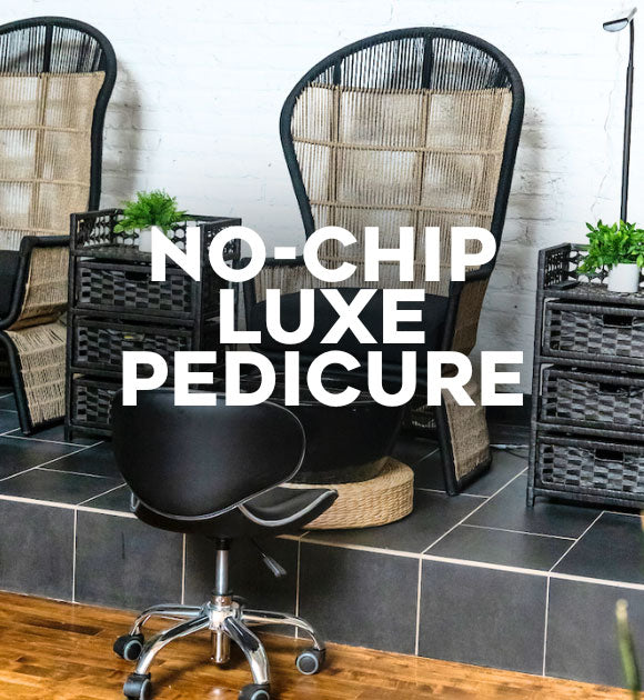 No-Chip Luxe Pedicure
